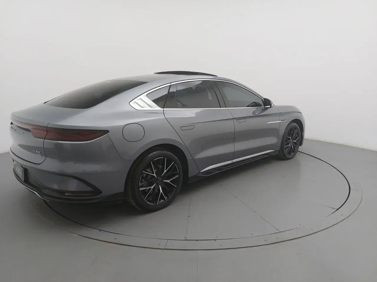 BYD Han - Imagem 5