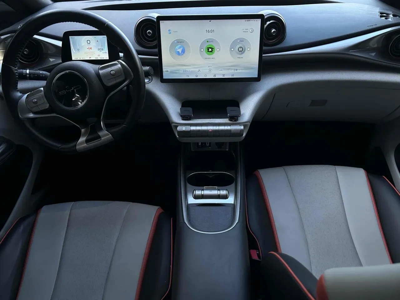 BYD Dolphin - Imagem 3