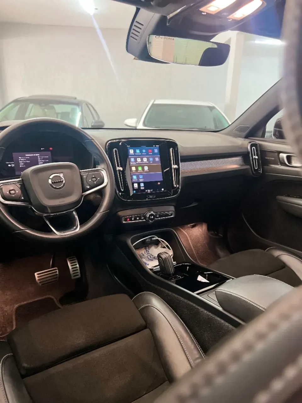 Volvo XC40 Recharge - Imagem 16