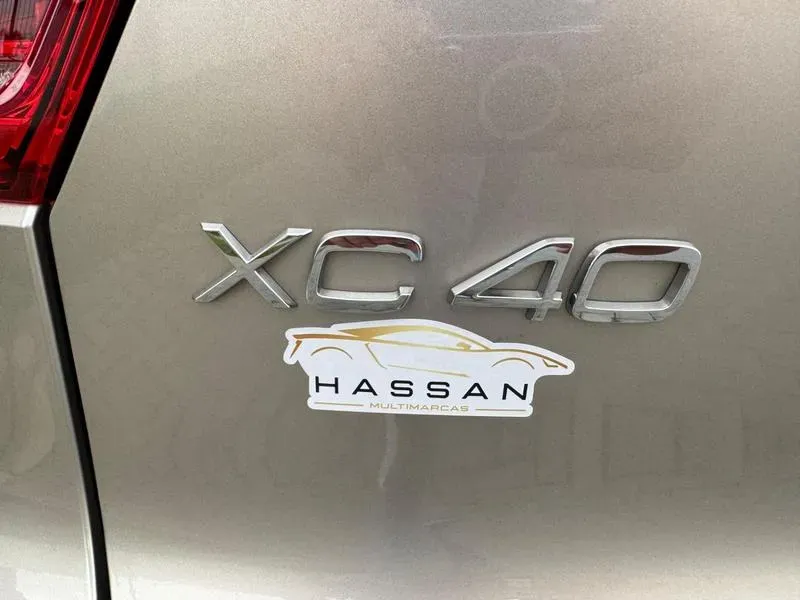 Volvo XC40 Recharge - Imagem 19