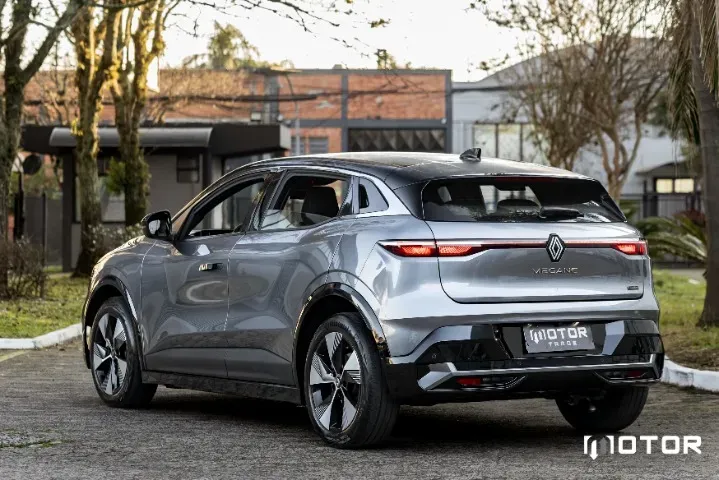 Renault Megane E-tech Electric - Imagem 6