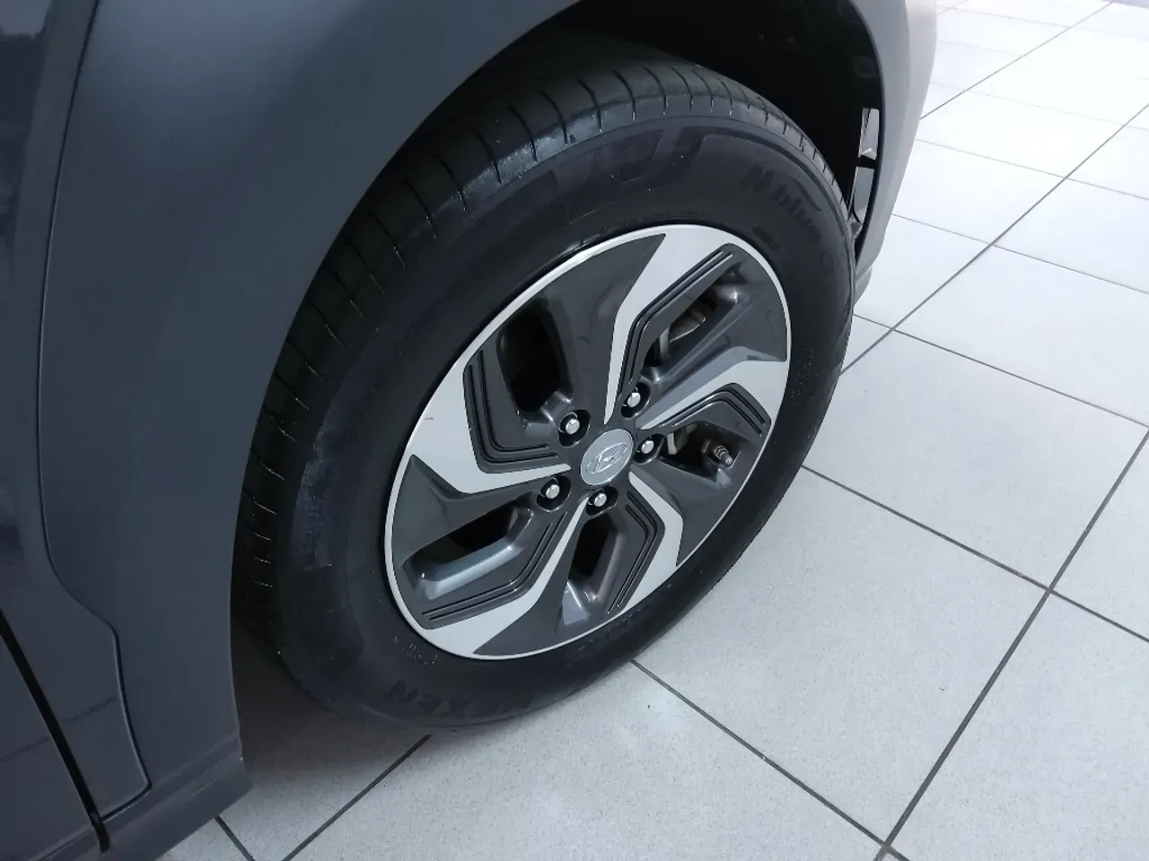 Hyundai Kona Electric - Imagem 13