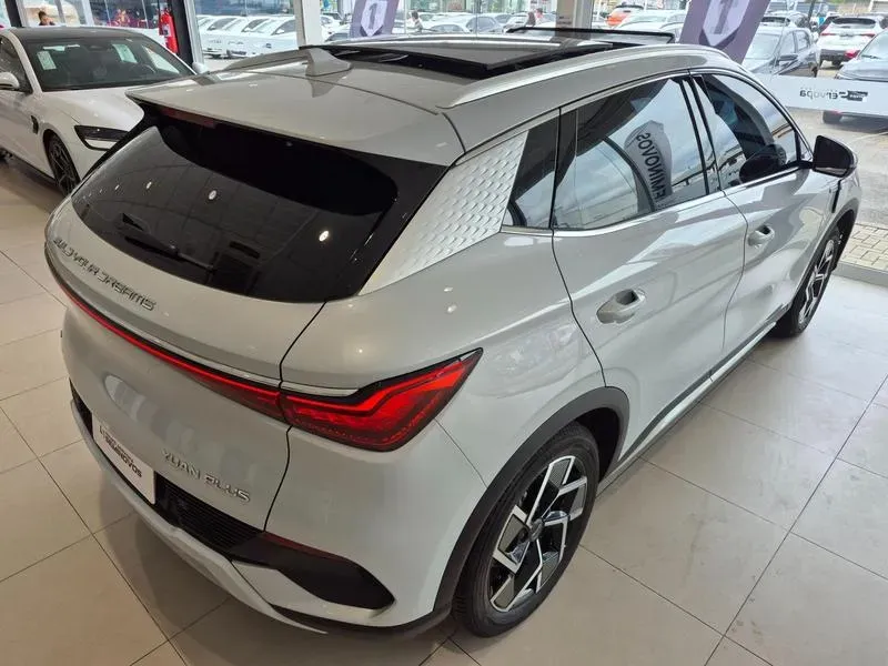 BYD Yuan Plus - Imagem 5