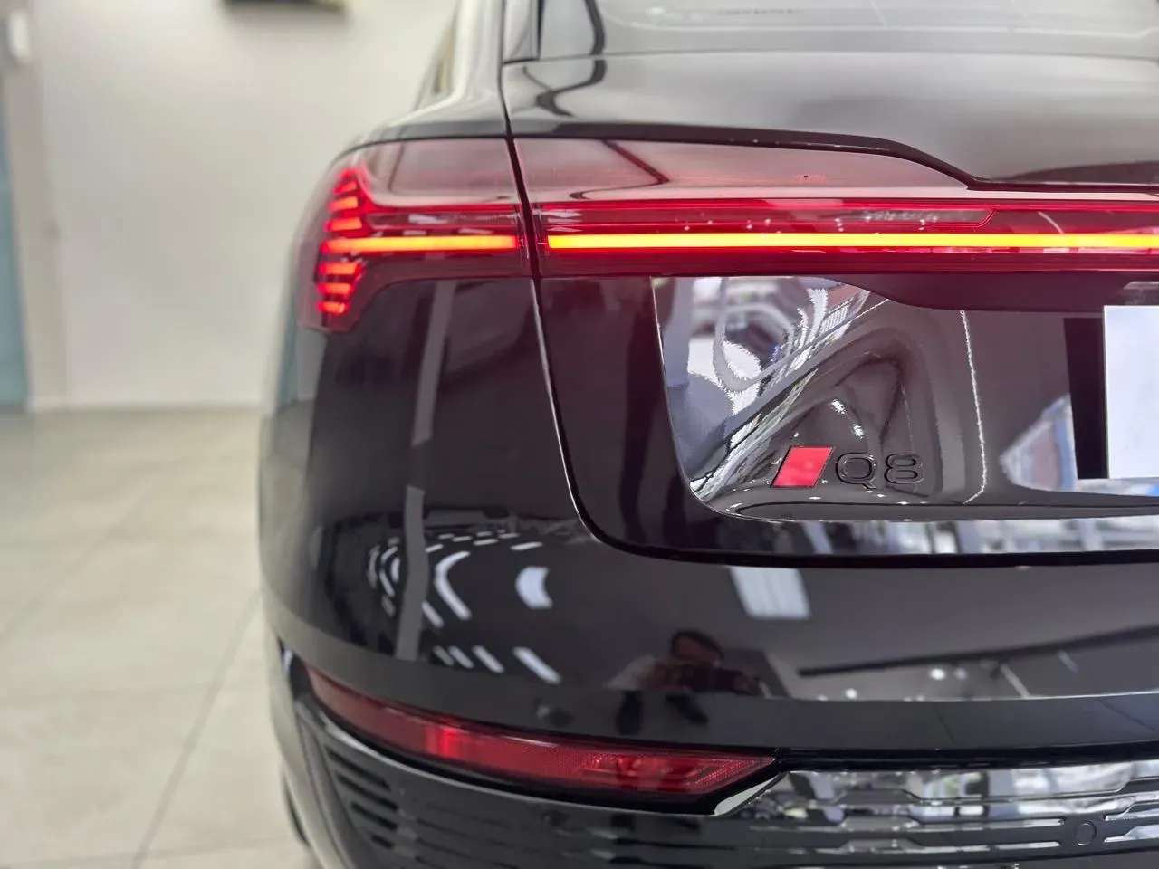 Audi Q8 E-tron - Imagem 7