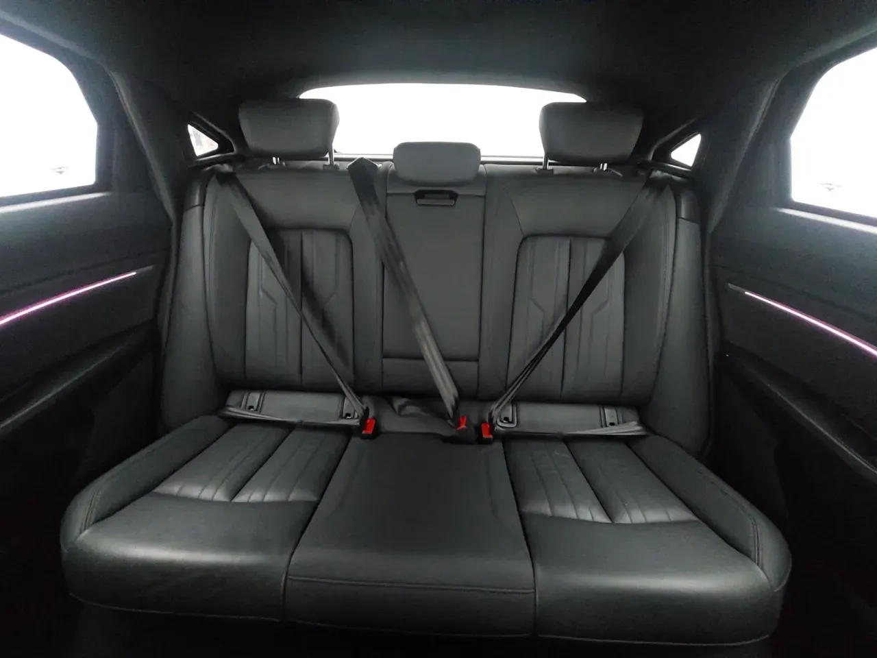 Audi E-tron Sportback - Imagem 12