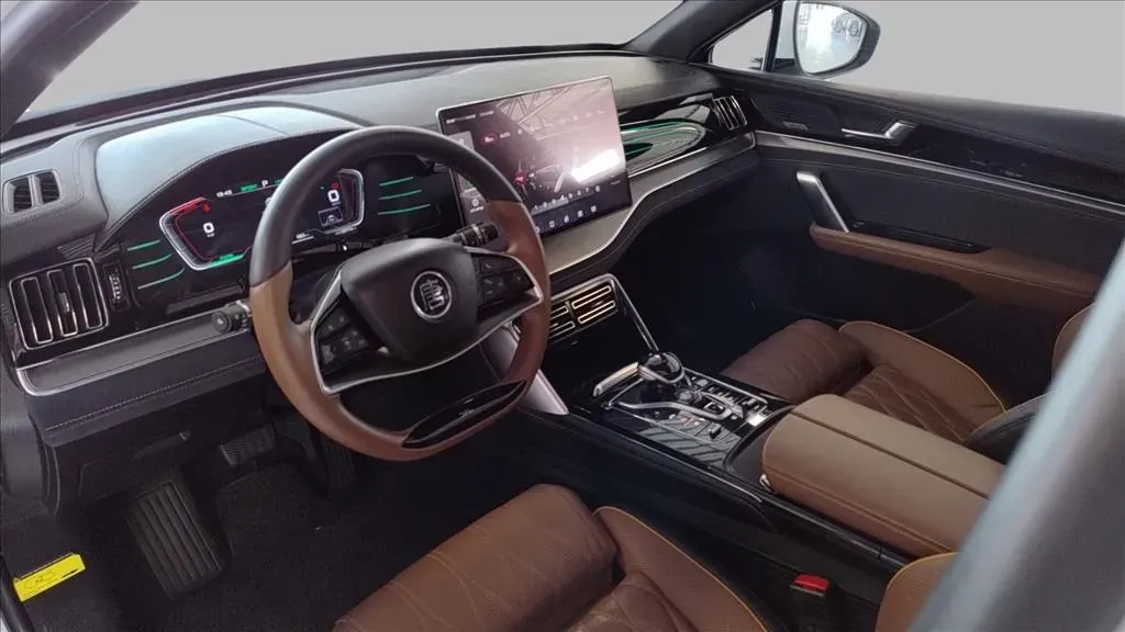 BYD Tang - Imagem 10