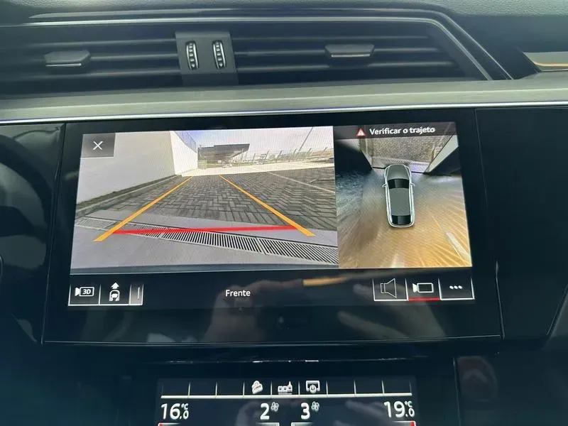 Audi E-tron Sportback - Imagem 16