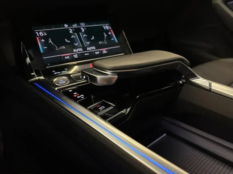Audi E-tron Sportback - Imagem 19