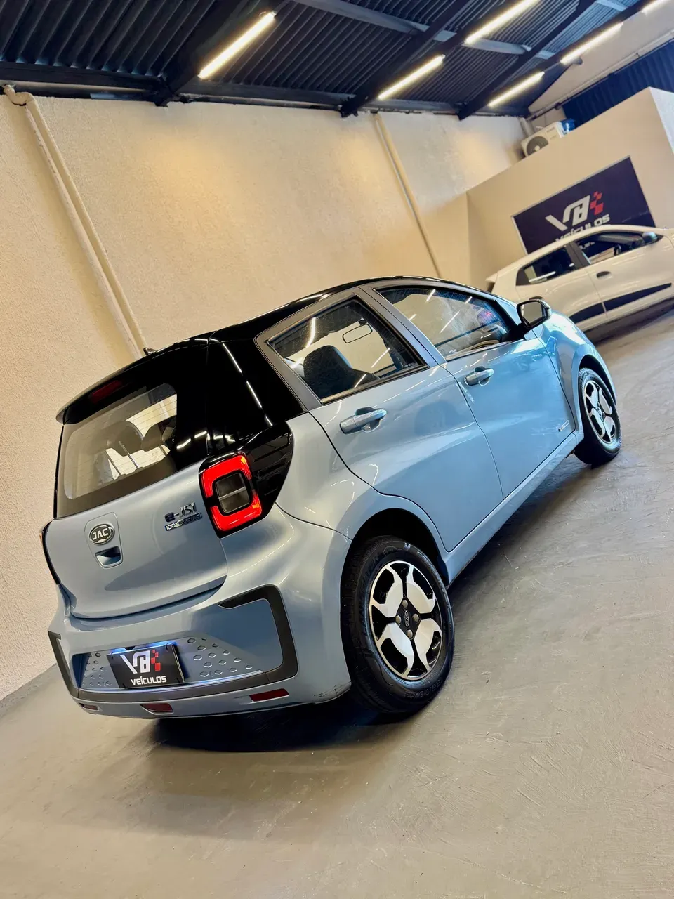 JAC E-JS1 - Imagem 11