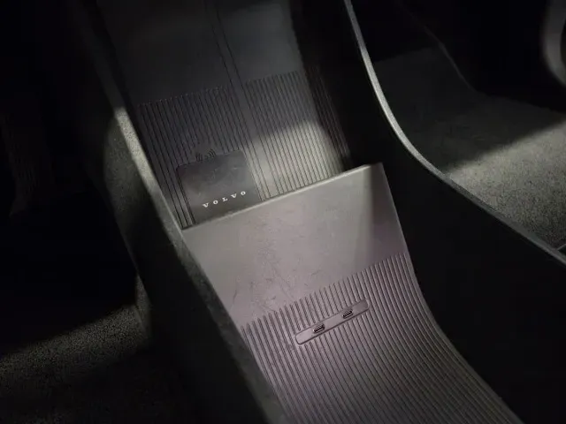 Volvo EX30 - Imagem 14