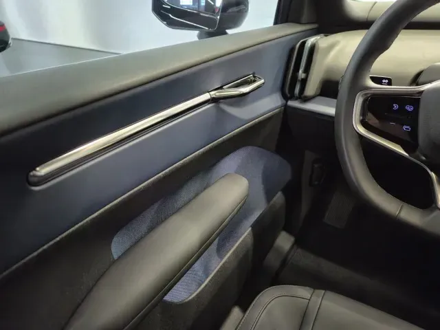 Volvo EX30 - Imagem 16