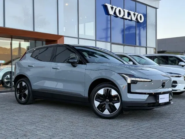 Volvo EX30 - Imagem 3