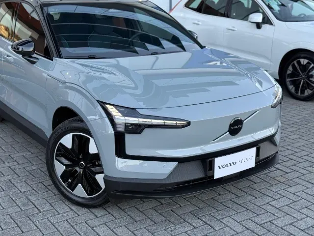 Volvo EX30 - Imagem 4