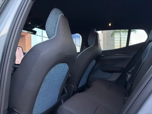 Volvo EX30 - Imagem 15