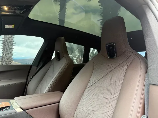 BMW Ix - Imagem 16