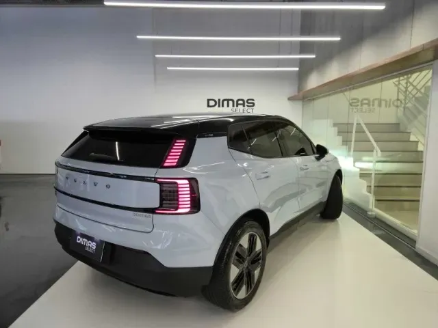 Volvo EX30 - Imagem 4