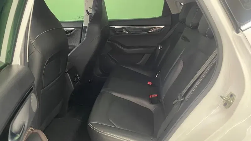 JAC E-j7 - Imagem 11