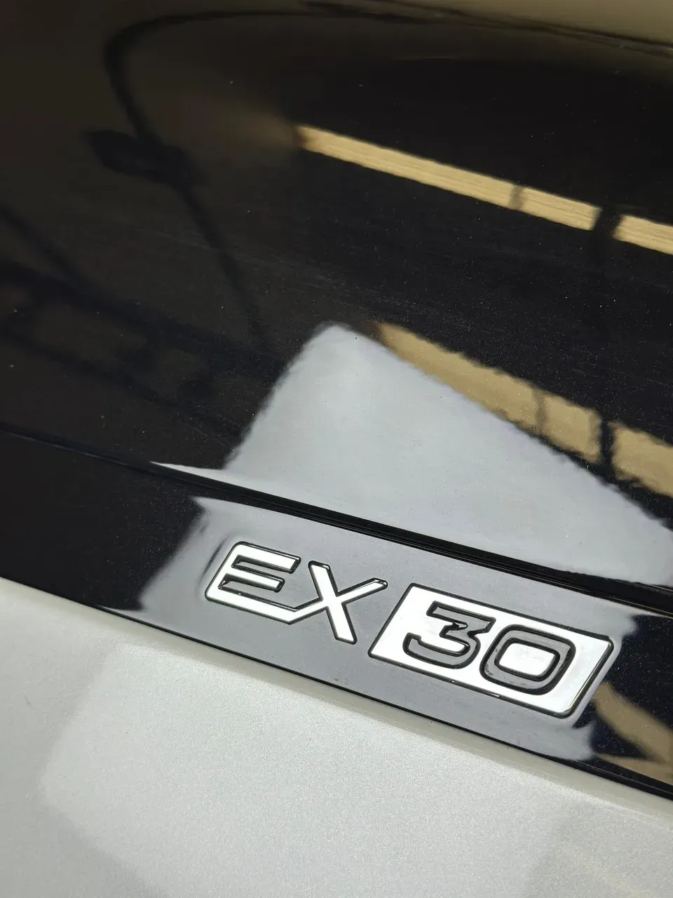 Volvo EX30 - Imagem 5