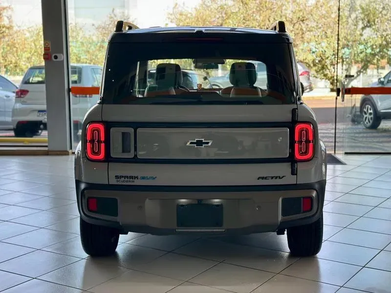 Chevrolet Spark Euv - Imagem 5