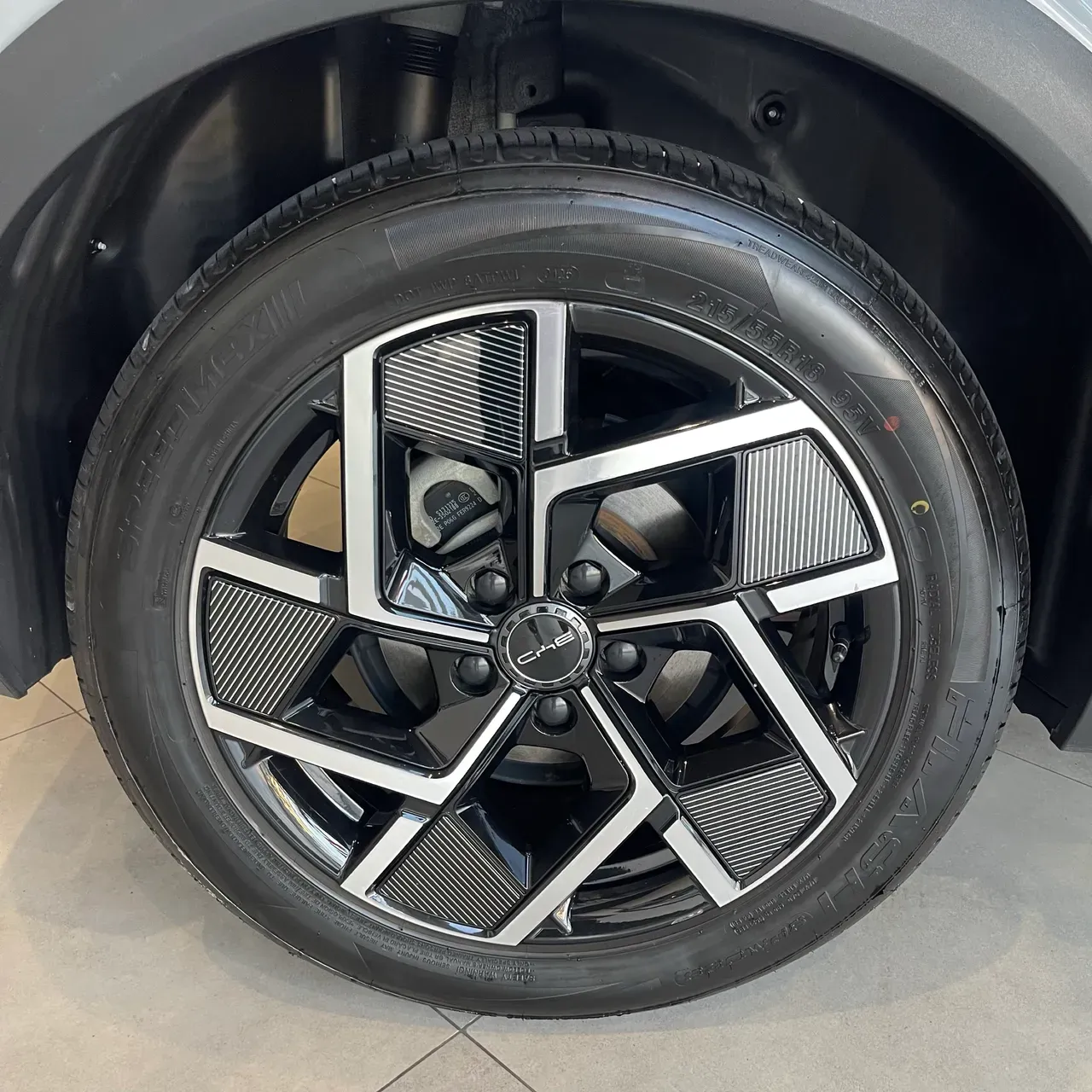 BYD Yuan Plus - Imagem 13