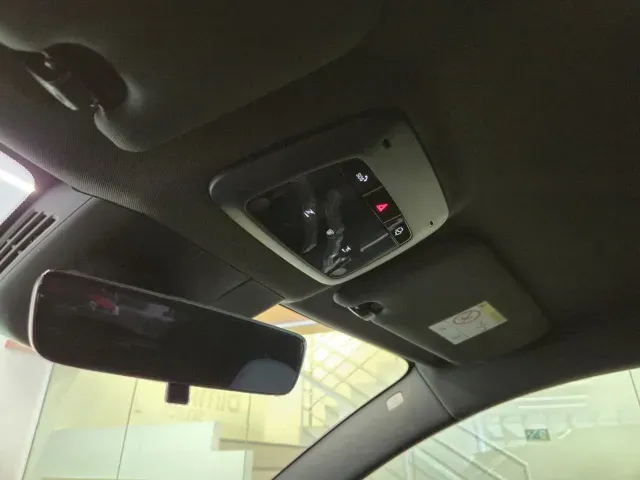 Volvo EX30 - Imagem 19