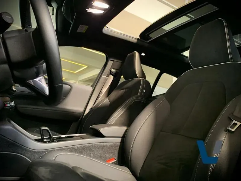 Volvo XC40 Recharge - Imagem 10