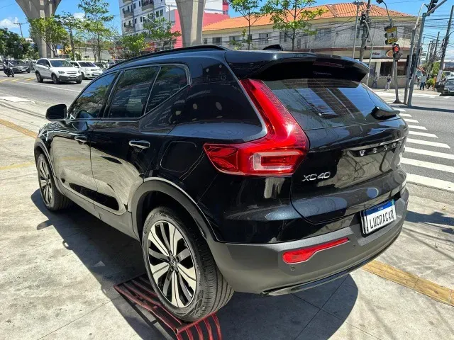 Volvo XC40 Recharge - Imagem 2