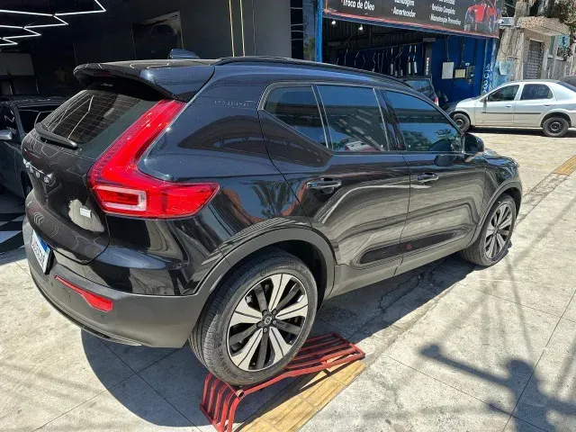 Volvo XC40 Recharge - Imagem 3