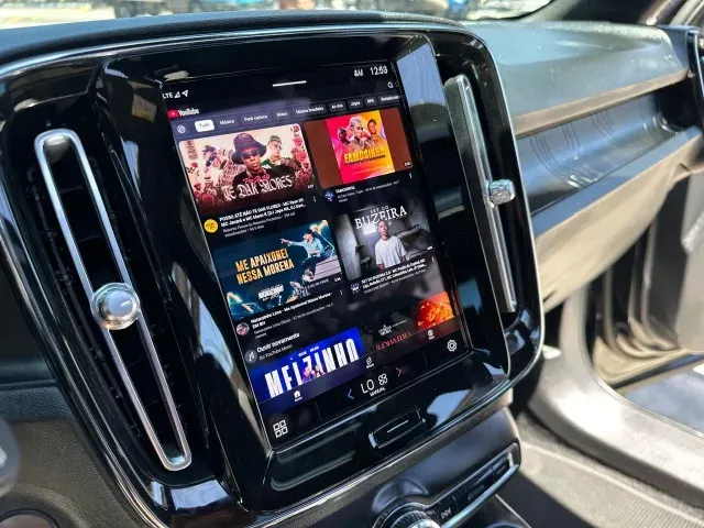 Volvo XC40 Recharge - Imagem 10