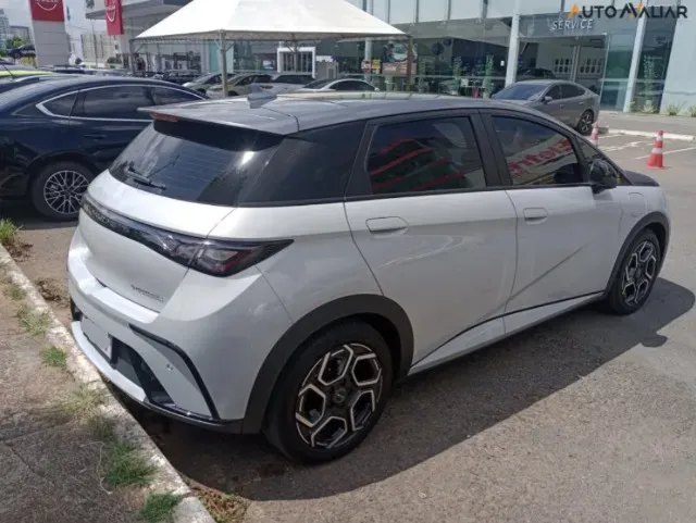 BYD Dolphin Plus - Imagem 4