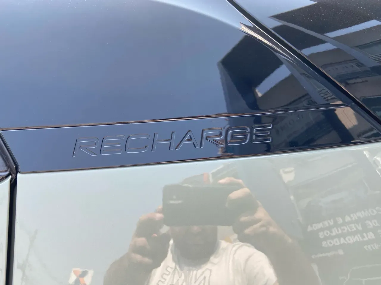 Volvo XC40 Recharge - Imagem 11