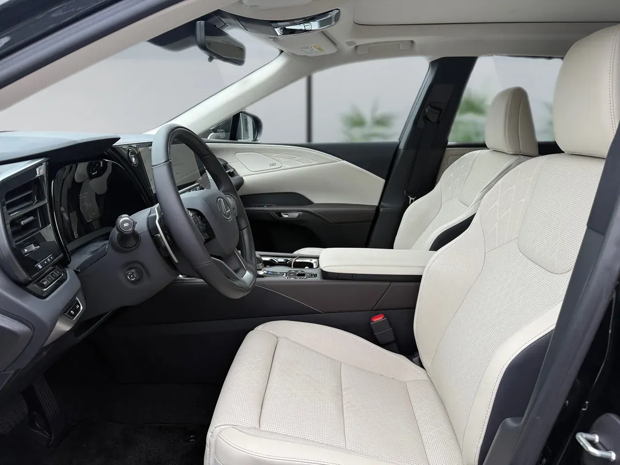 Lexus Nx 450h+ Plug-in Hybrid - Imagem 7