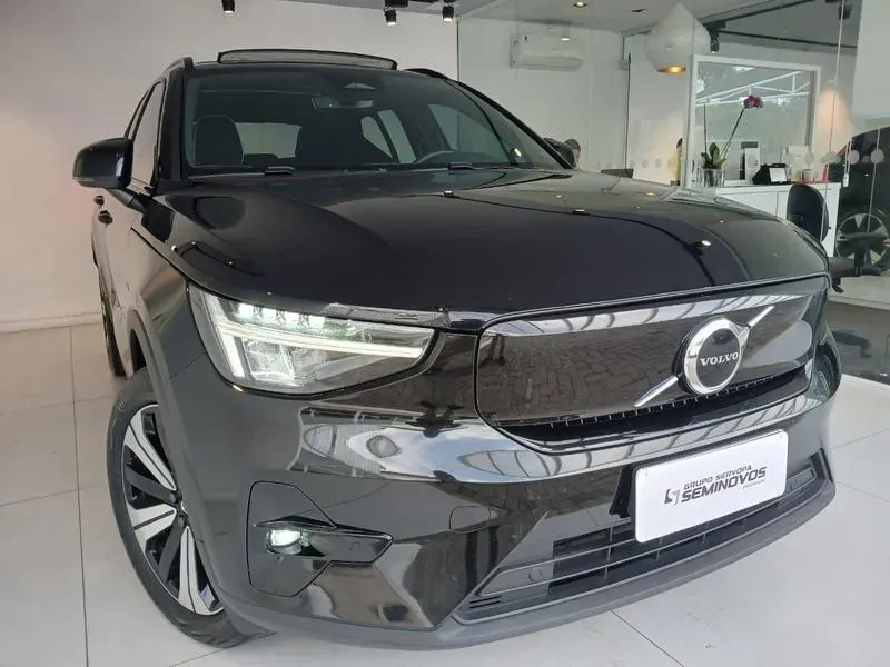 Volvo XC40 Recharge - Imagem 3