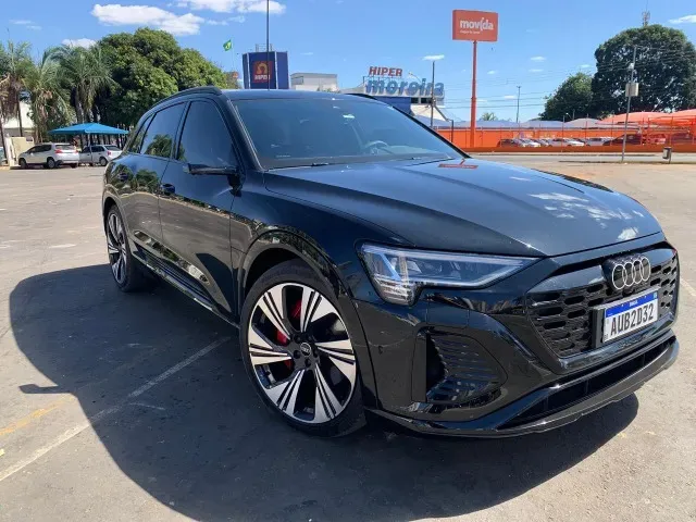 Audi Q8 E-tron - Imagem 2