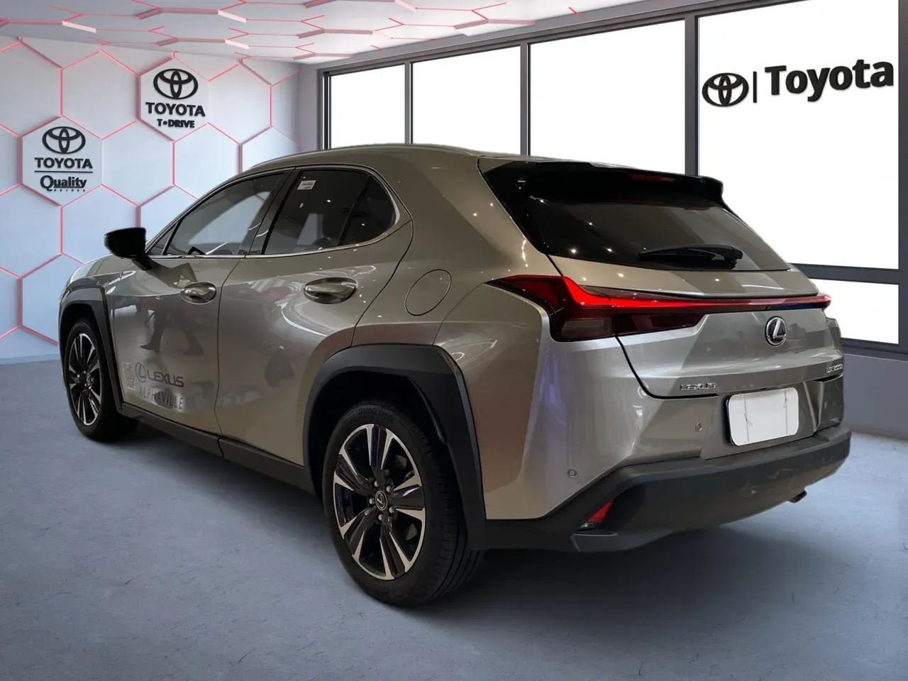 Lexus Ux 300e - Imagem 3