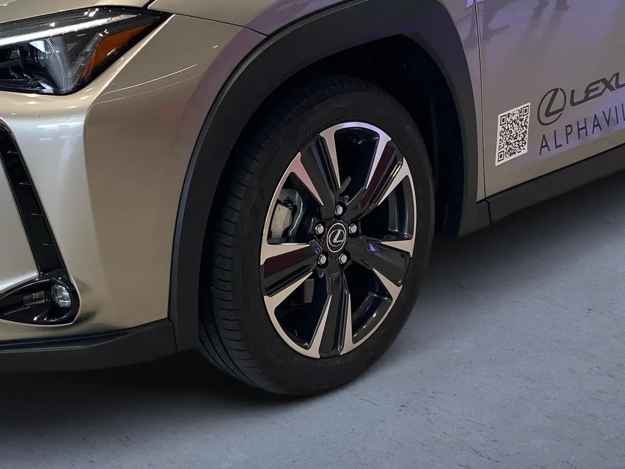 Lexus Ux 300e - Imagem 6