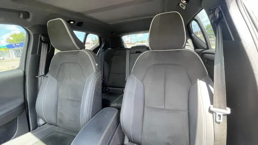 Volvo XC40 Recharge - Imagem 17