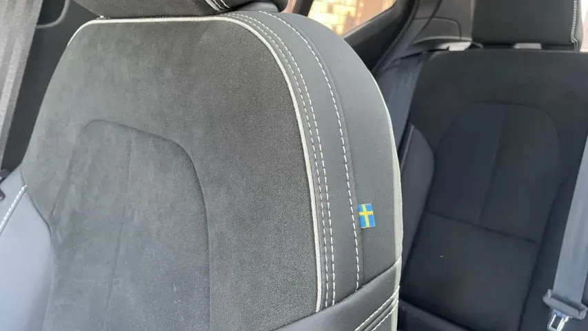 Volvo XC40 Recharge - Imagem 20