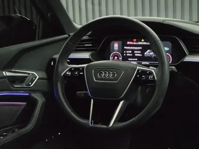 Audi Q8 E-tron - Imagem 13