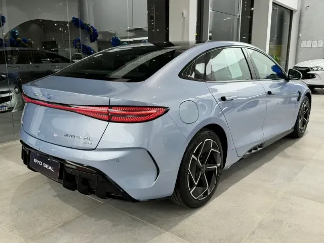 BYD Seal - Imagem 13