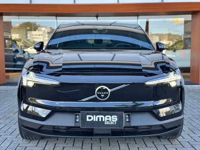 Volvo EX30 - Imagem 2