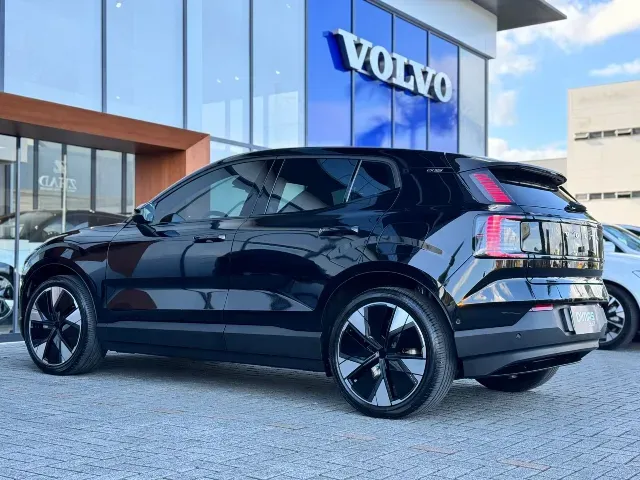 Volvo EX30 - Imagem 4