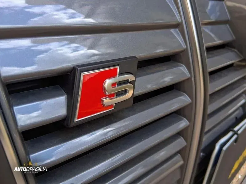 Audi E-tron S Sportback - Imagem 15