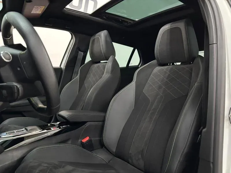 Peugeot E-2008 - Imagem 9