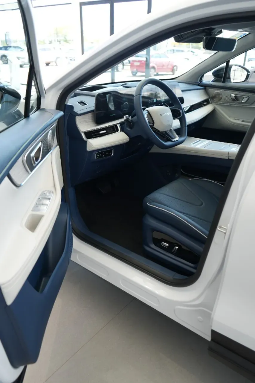 Chery Omoda E5 - Imagem 12