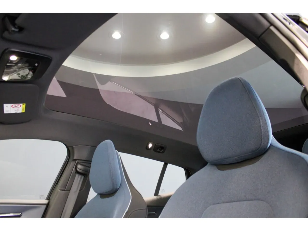 Volvo EX30 - Imagem 8