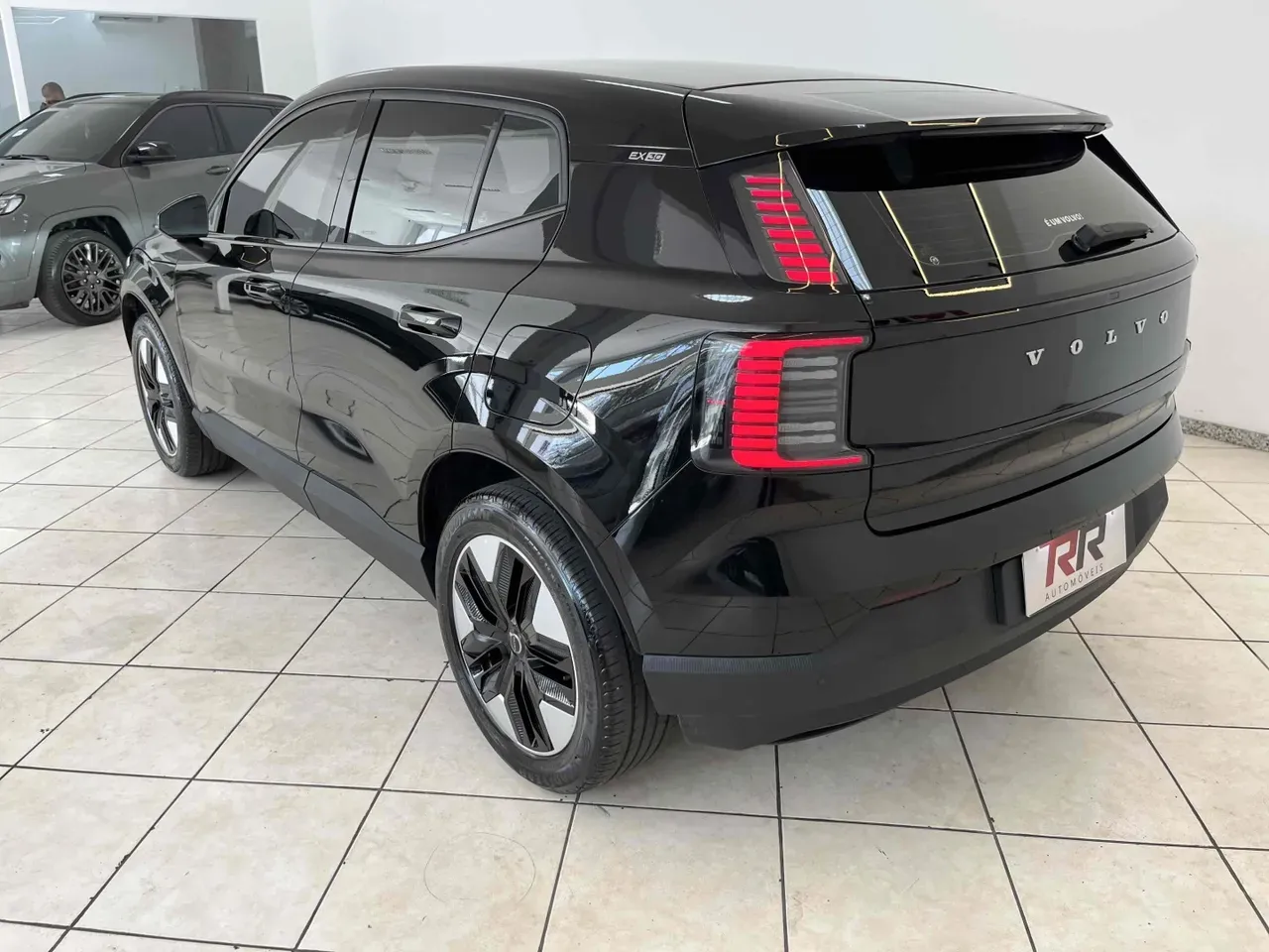 Volvo EX30 - Imagem 4