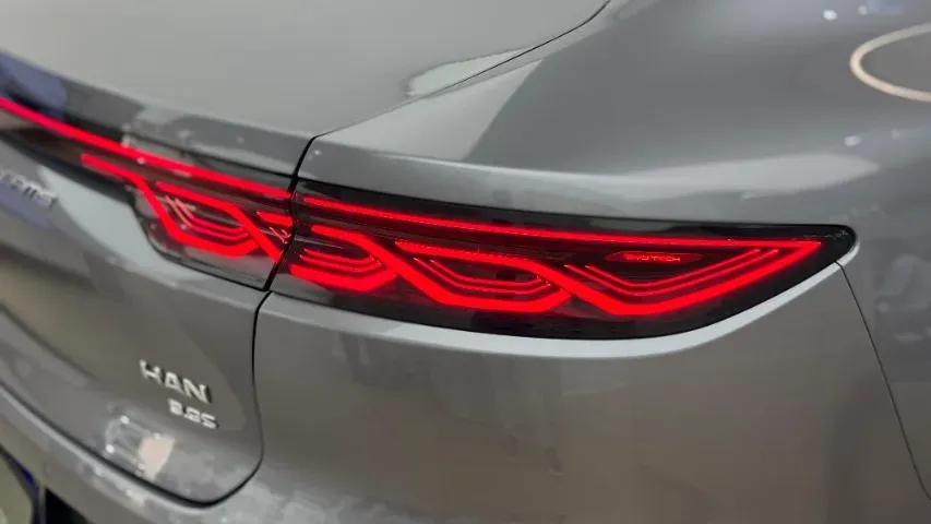 BYD Han - Imagem 8