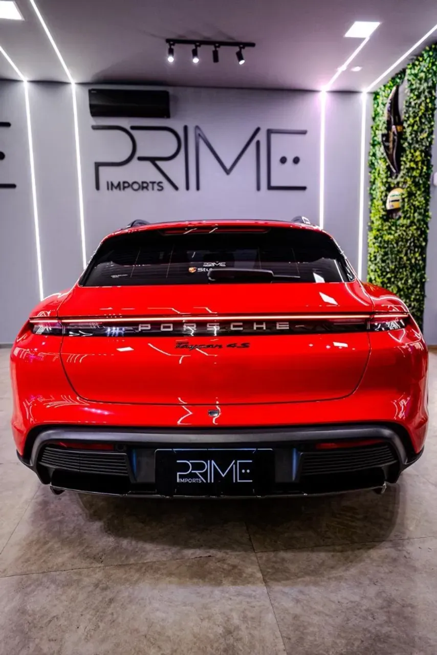 Porsche Taycan - Imagem 6