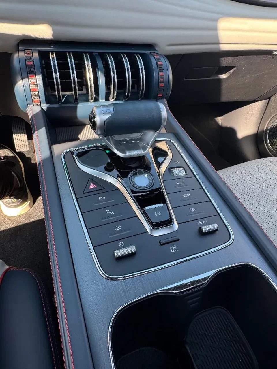 BYD Yuan Plus - Imagem 10